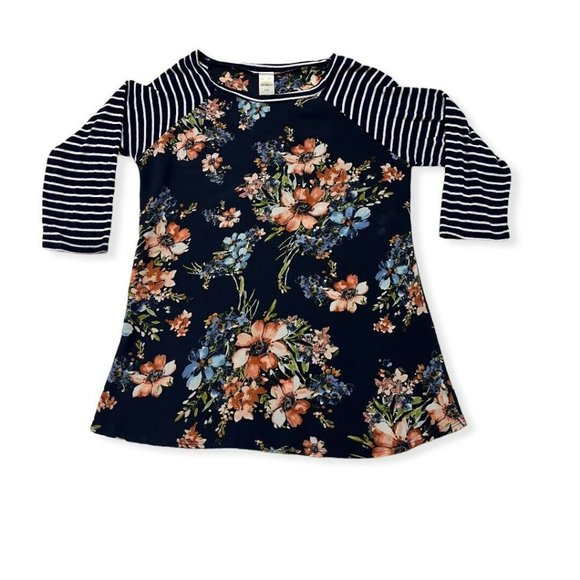 Brenda's USA Small Blue Floral Shirt with Floral 3/4 Sleeve Poly Rayon Coral - Picture 1 of 5